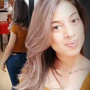 Meet your Posher, Iliana